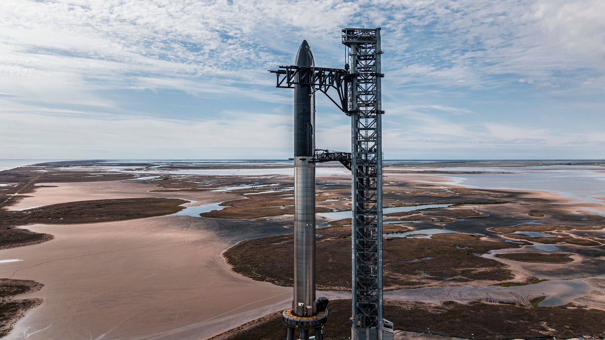 FAA bermaksud untuk mengeluarkan keputusan akhir tentang tinjauan lingkungan SpaceX pada bulan Juni